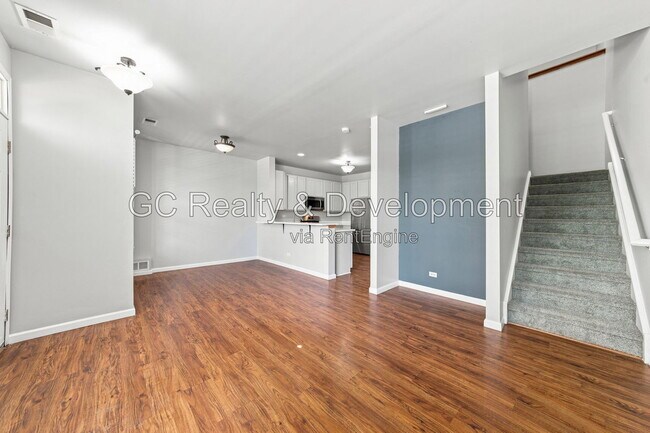 Building Photo - 203 Springbrook Trail S