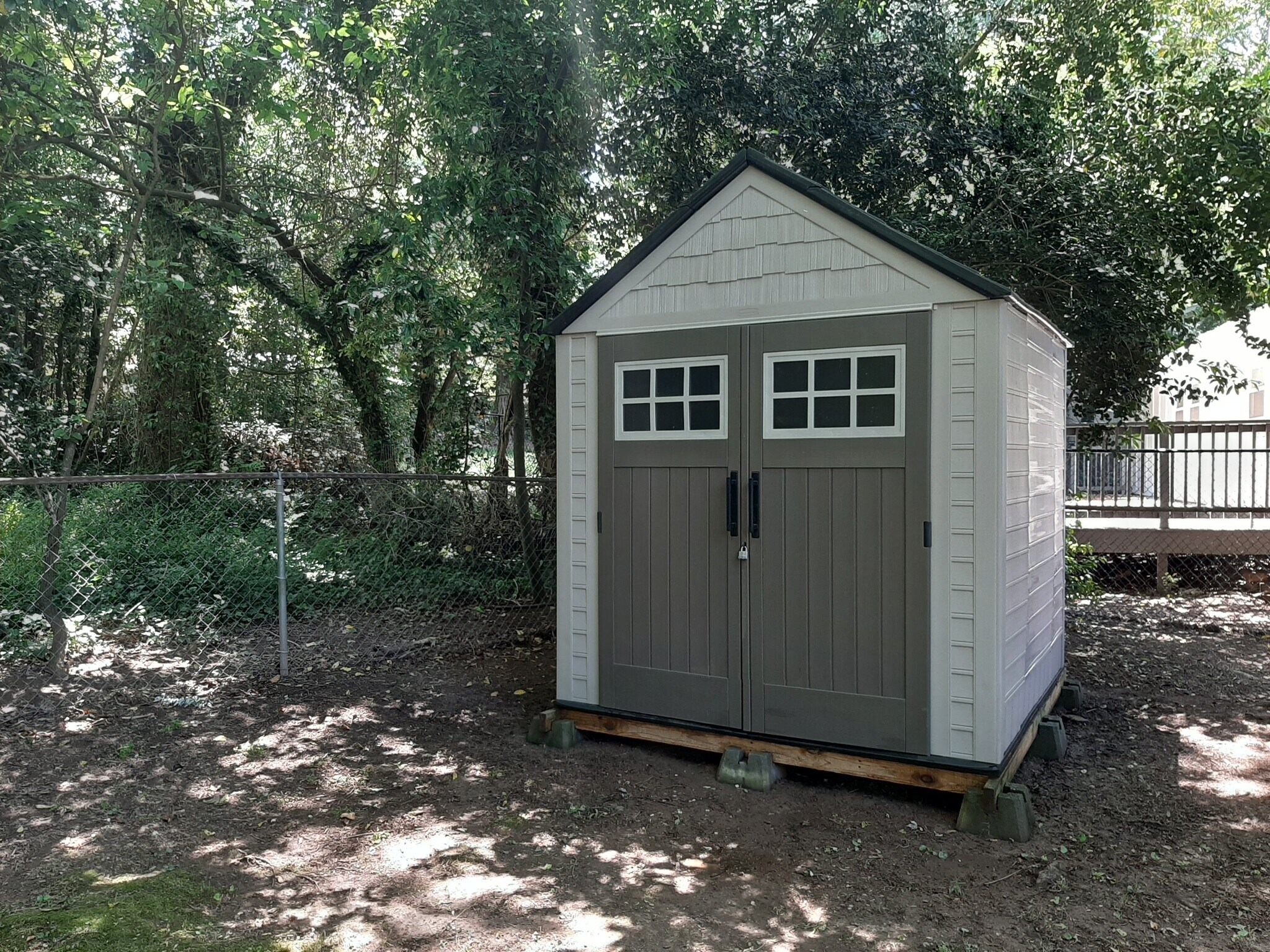 The 8'x10' storage shed provides additional storage space. - 2955 Fantasy Ln