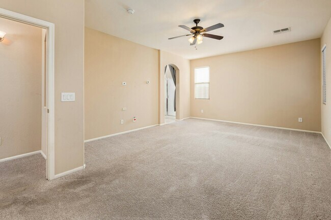 Building Photo - 17525 W Larkspur Dr