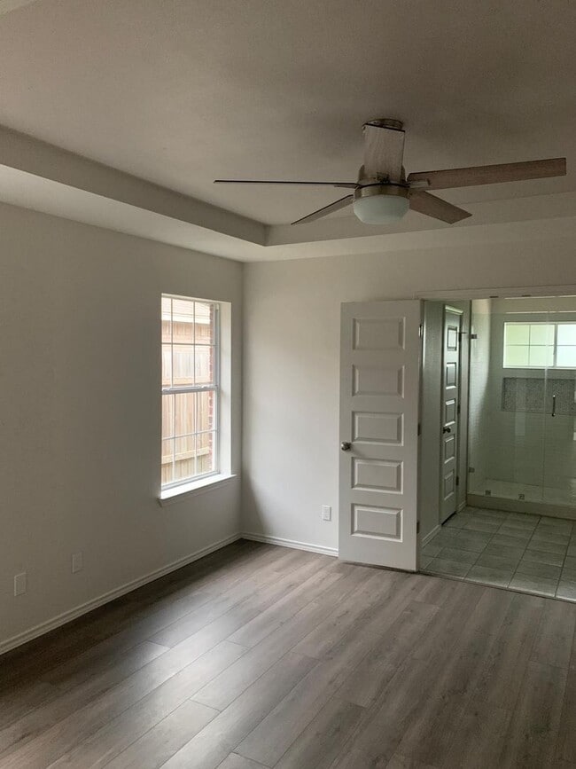 Building Photo - Cozy McAllen Home with Big Yard