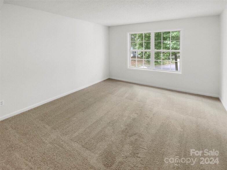 Primary Bedroom - 6003 Treetop Ct