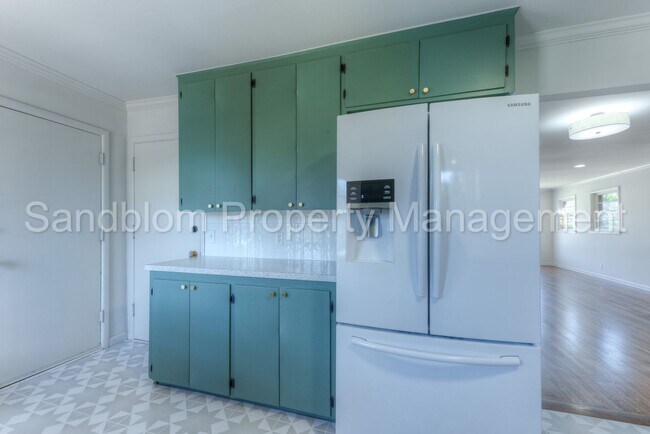 Building Photo - For Lease | Midtown Tulsa | Available Now!