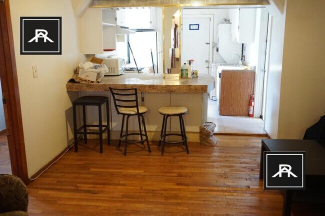 Building Photo - 4 bedroom in Allston MA 02134