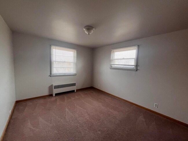 Building Photo - 4934 W Forest Home Ave