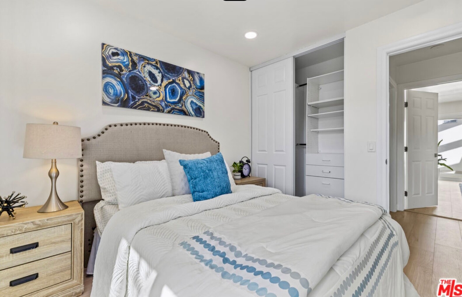 Building Photo - 13 Pepper Ct