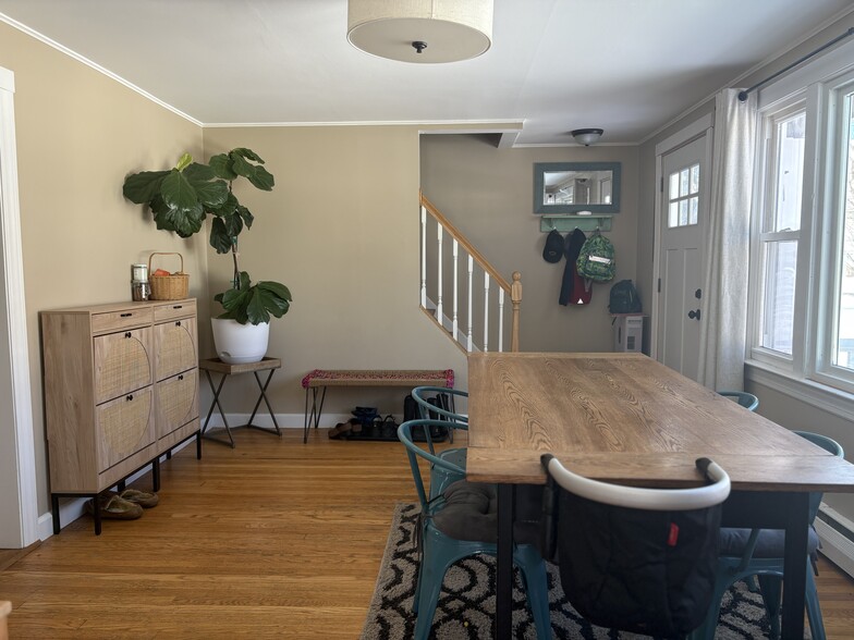 dinning room - 14 Mitchell St