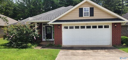 Building Photo - 157 Alderwood Dr
