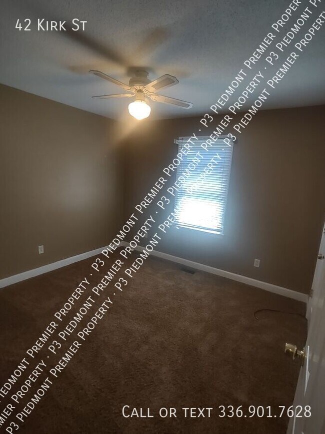 Building Photo - 42 Kirk St