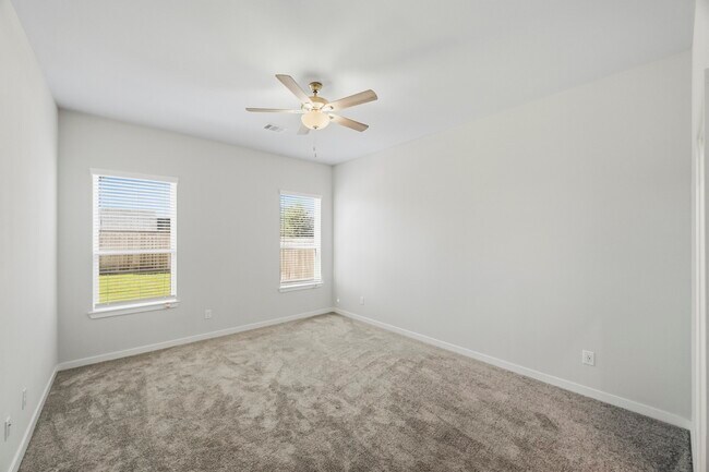 Building Photo - 21106 Armstrong County Dr