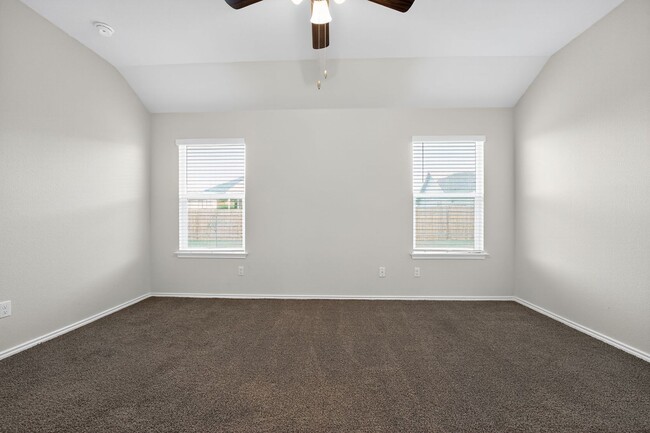 Building Photo - FOR LEASE – BRAND NEW 3 BED HOME IN JARRELL, TX!