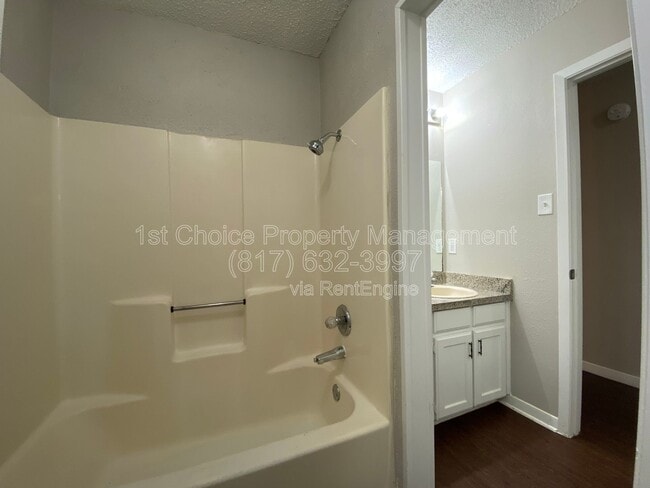 Building Photo - 1118 Landsdale Ln