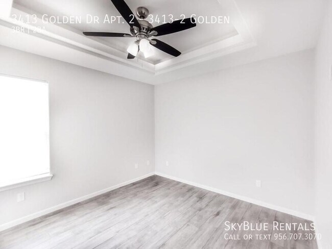 Building Photo - 3413 Golden Dr