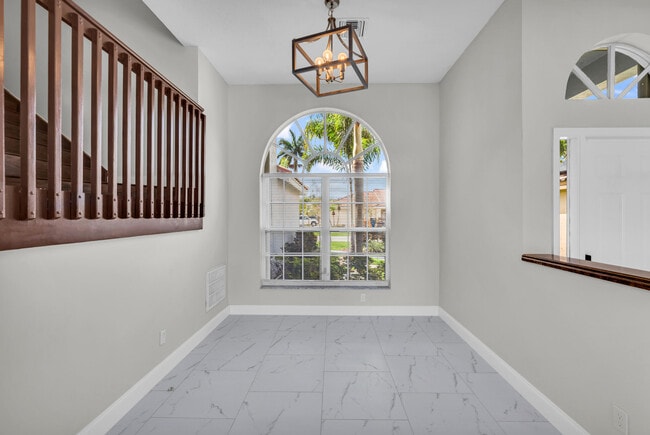 Building Photo - 491 SW 182nd Way