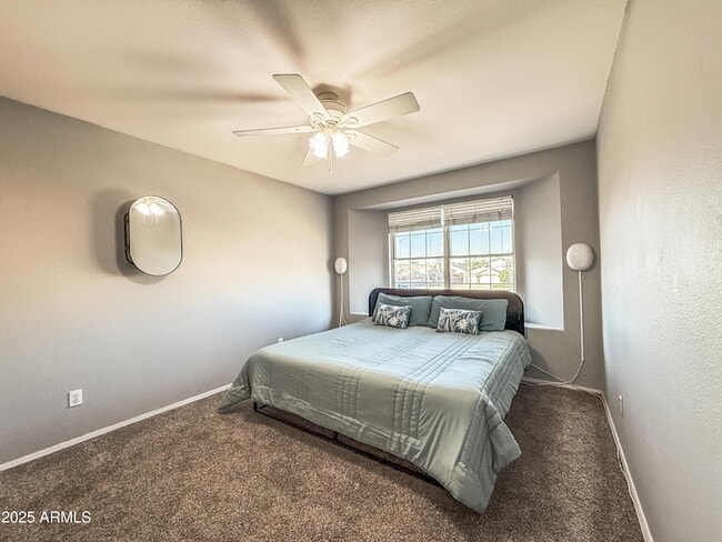 Building Photo - 5057 E Delta Ave