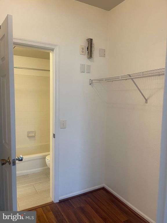 Building Photo - 1530 Spring Gate Dr.