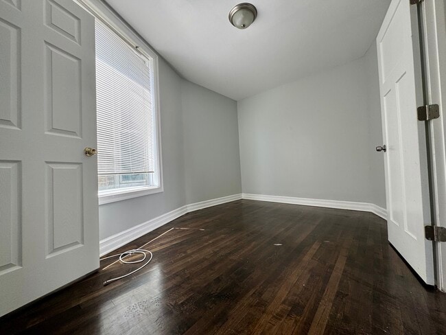 Building Photo - 1651 S Drake Ave