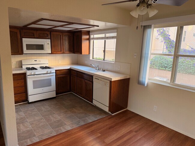 Interior Photo - 11215 Camarillo Street,