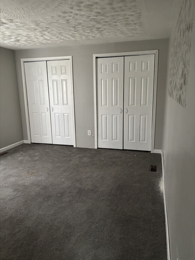 Building Photo - 19639 Moross Rd