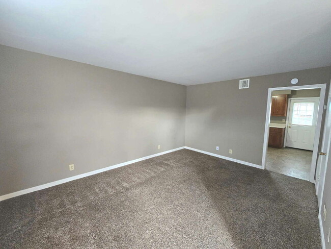 Building Photo - 291-3 NORTHRIDGE DR