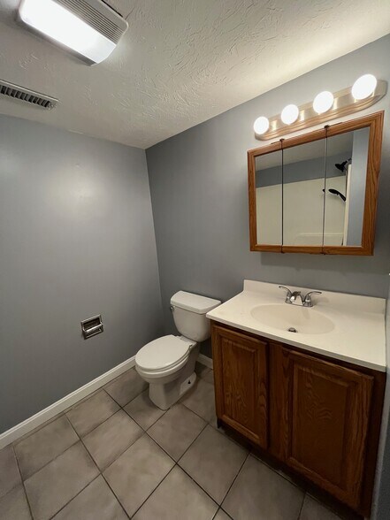 Building Photo - 120 15th St