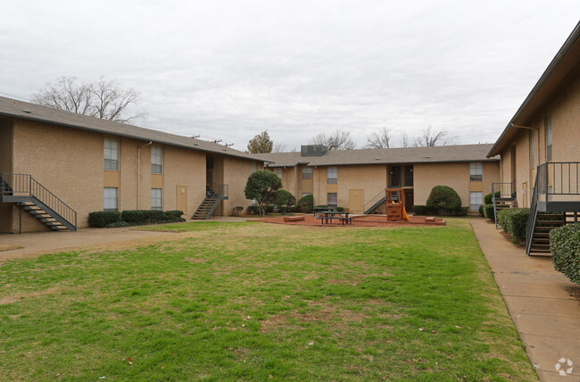 Building Photo - Woodwind Apartments