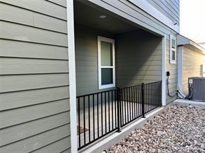 Building Photo - 1617 Coral Sunrise Trl