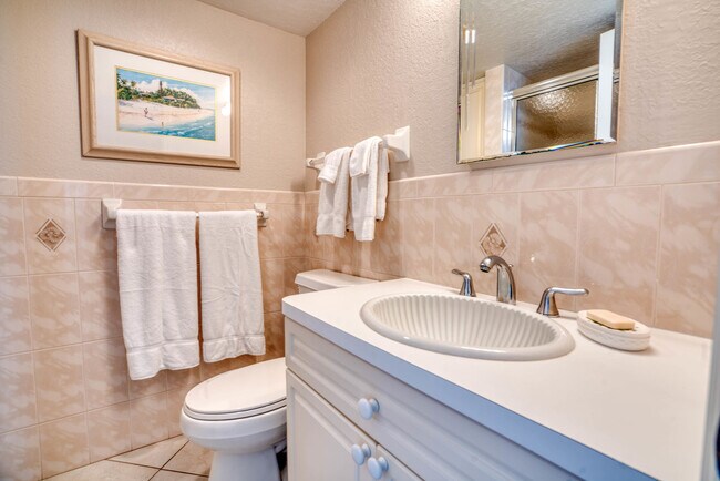 Building Photo - 5700 Bonita Beach Rd SW