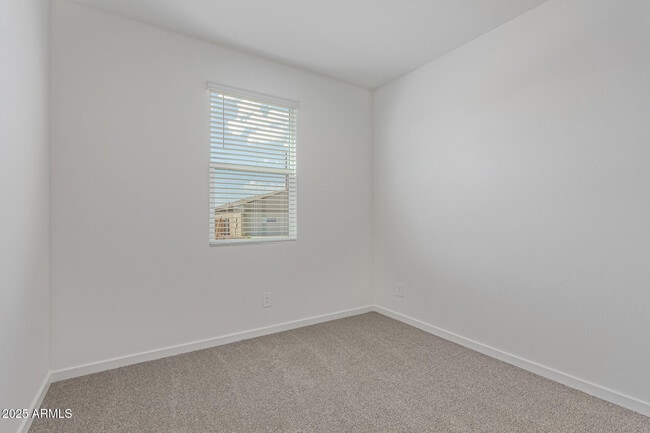 Building Photo - 7428 E Cozy Cottage Ln