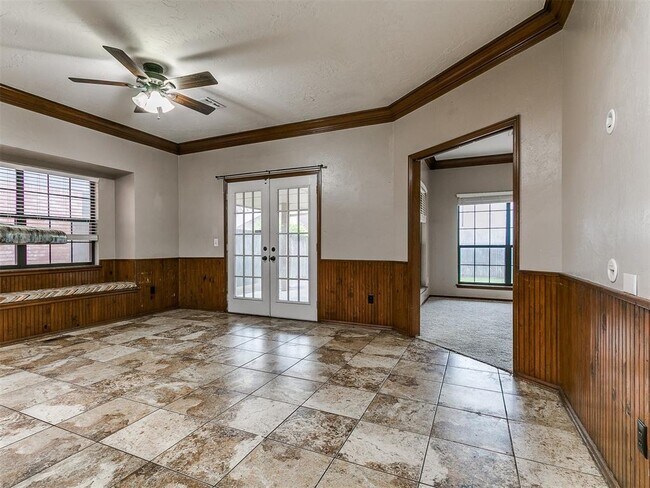 Building Photo - 1117 NW 198th St