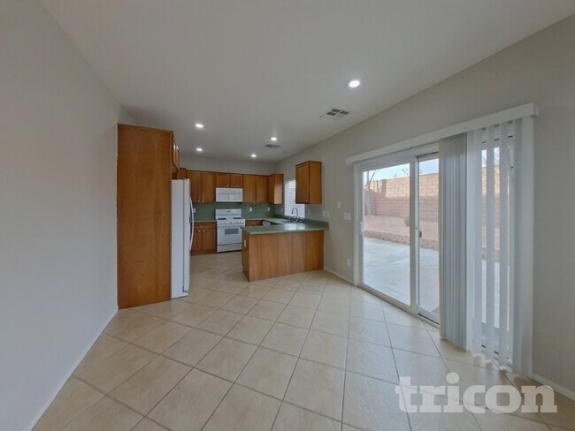 Building Photo - 10119 Deep Glen St