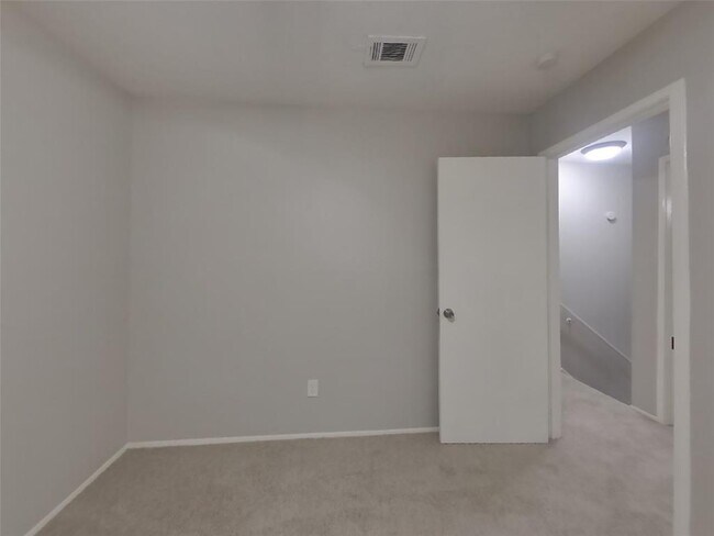 Building Photo - 12230 Haroldson Forest Dr