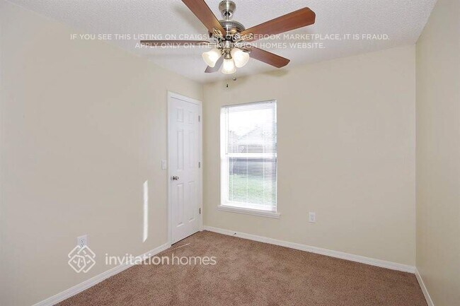 Building Photo - 6948 Long Needle Ct