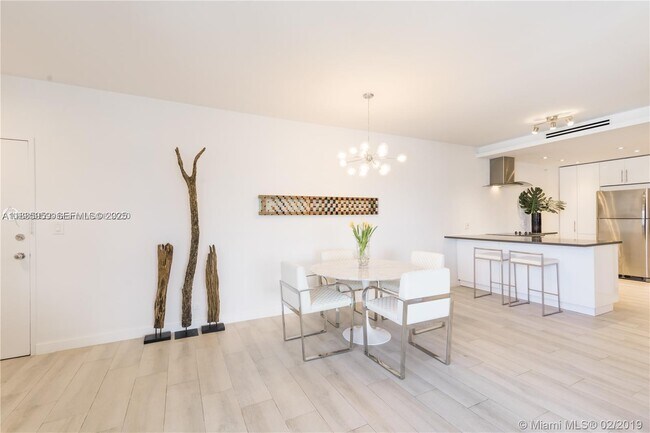 Building Photo - 3 Island Ave