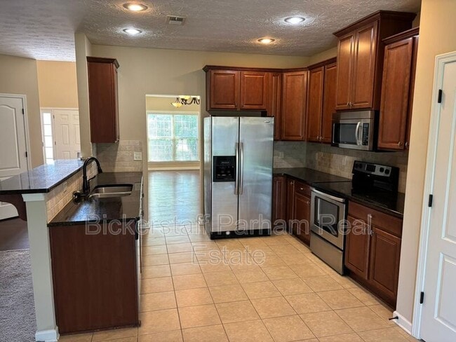 Building Photo - 5982 Ivy Ridge Dr