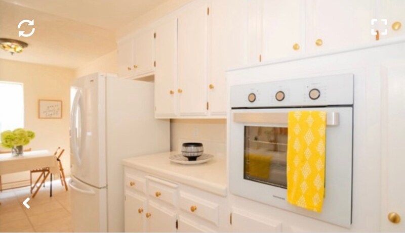 Building Photo - 8710 Delgany Ave