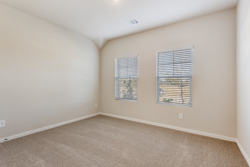 Building Photo - 203 Whitlow Dr