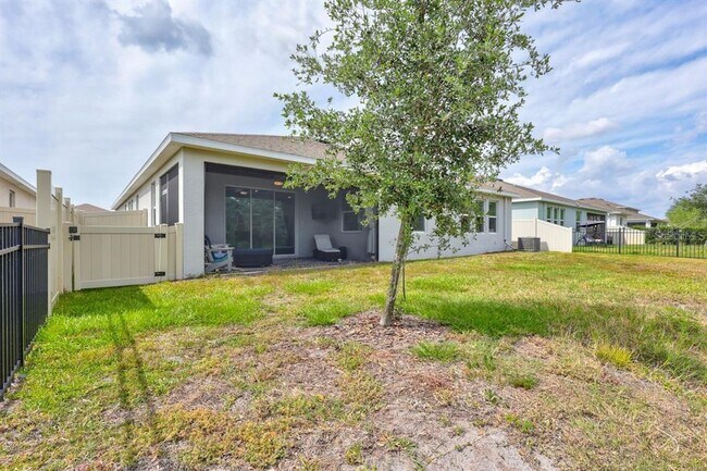 Building Photo - 17032 Harvest Moon Way