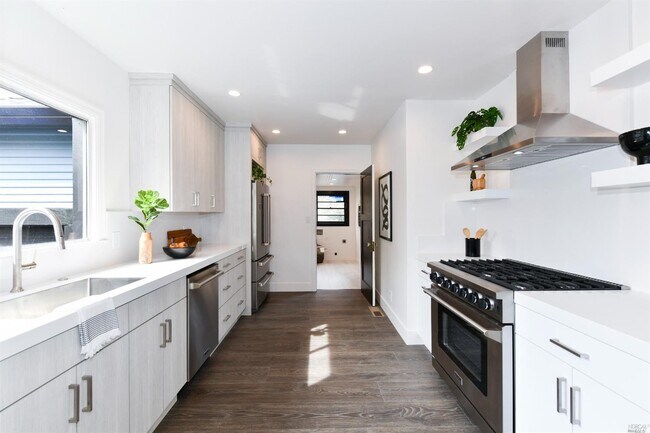 Building Photo - 1509 Banks Ave