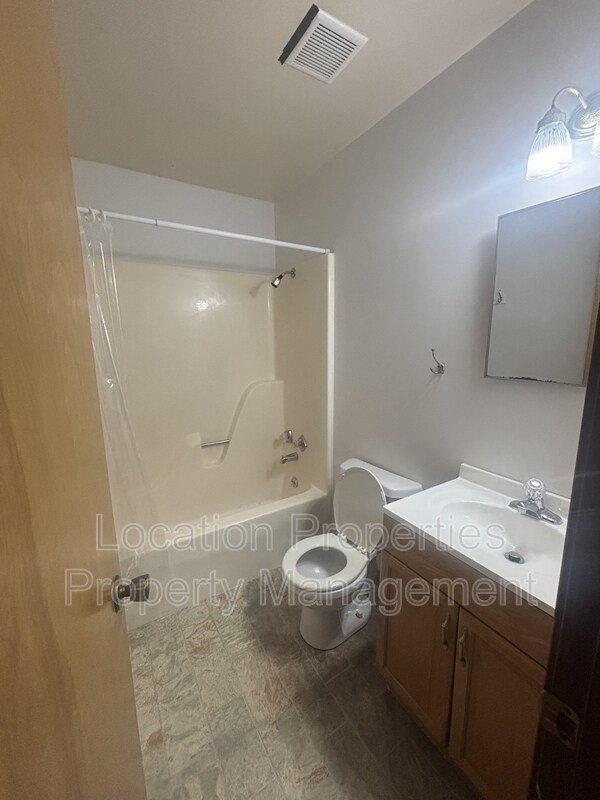 Building Photo - 3741 Brush Creek Dr