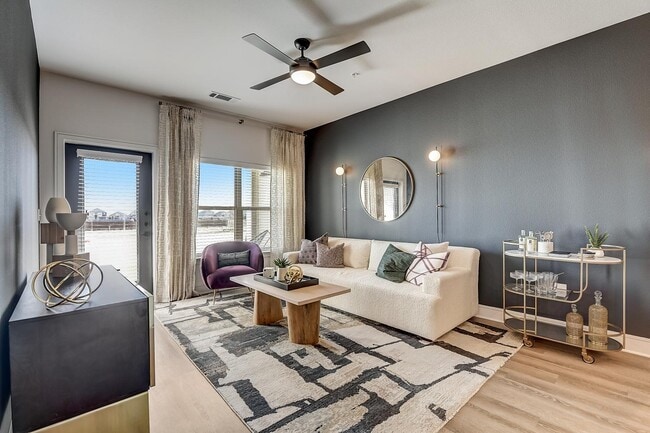 Building Photo - Sire Wellington