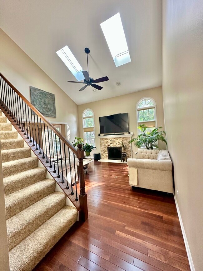 Building Photo - 8438 Chicory Ct