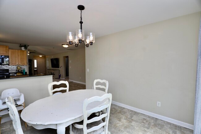 Building Photo - 1116 Waverly Pl Dr