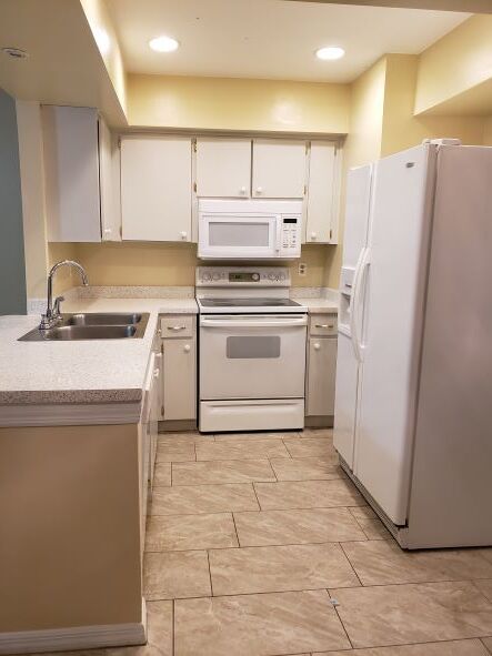 Building Photo - 16526 Brigadoon Dr