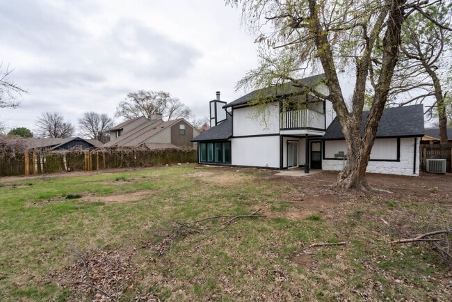 Building Photo - Gorgeous 3 Bedroom Remodel, BA Schools!