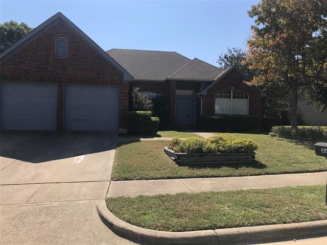 Primary Photo - 320 Pebblebrook Ln