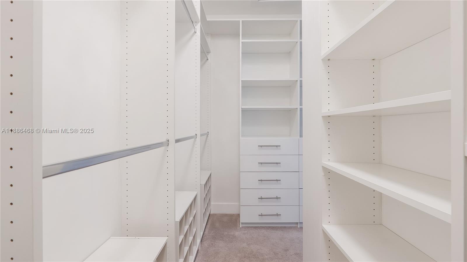 Building Photo - 6611 NW 105th Pl