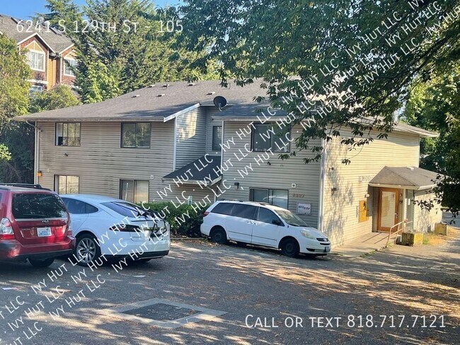 Building Photo - 6241 S 129th St