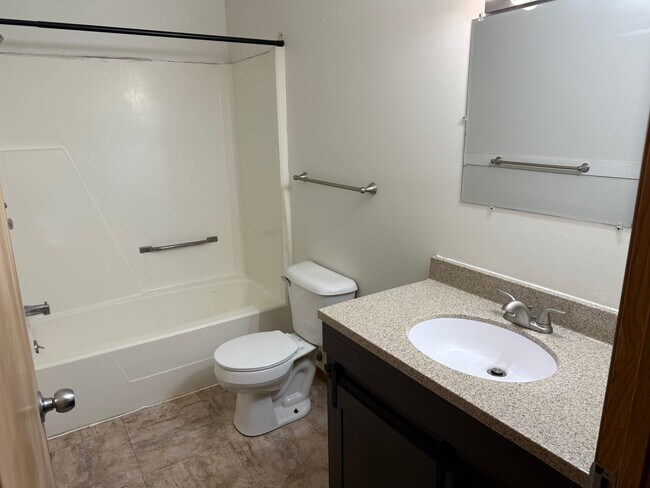 Building Photo - vp1327