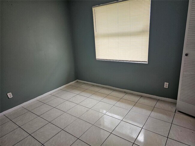 Building Photo - 102 Whitehall Way