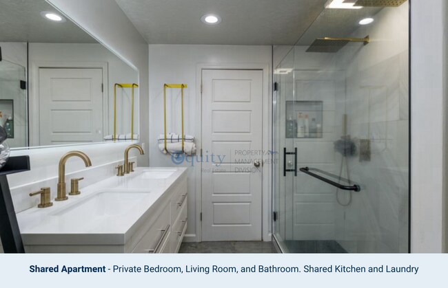 Building Photo - 2734 S Riverhead Dr
